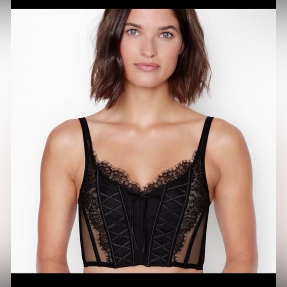 Victoria’s Secret 
Dream Angels Corset
Size M-DD/E80 
Unlined lace up